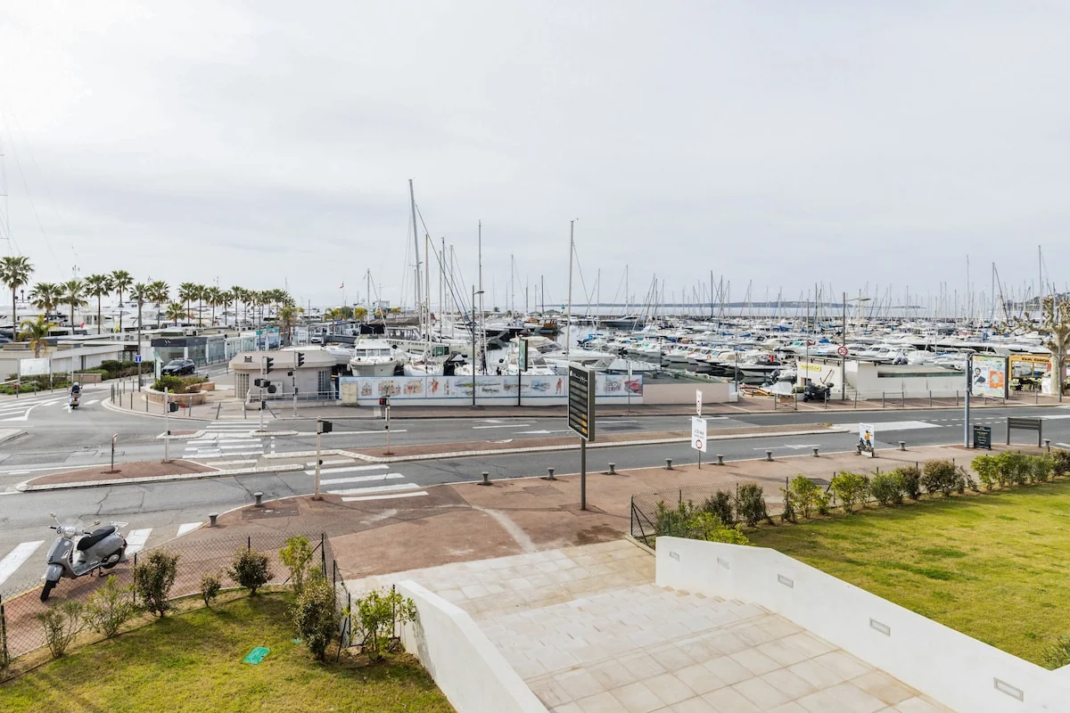 Port Azur Cannes - vue lifestyle 5