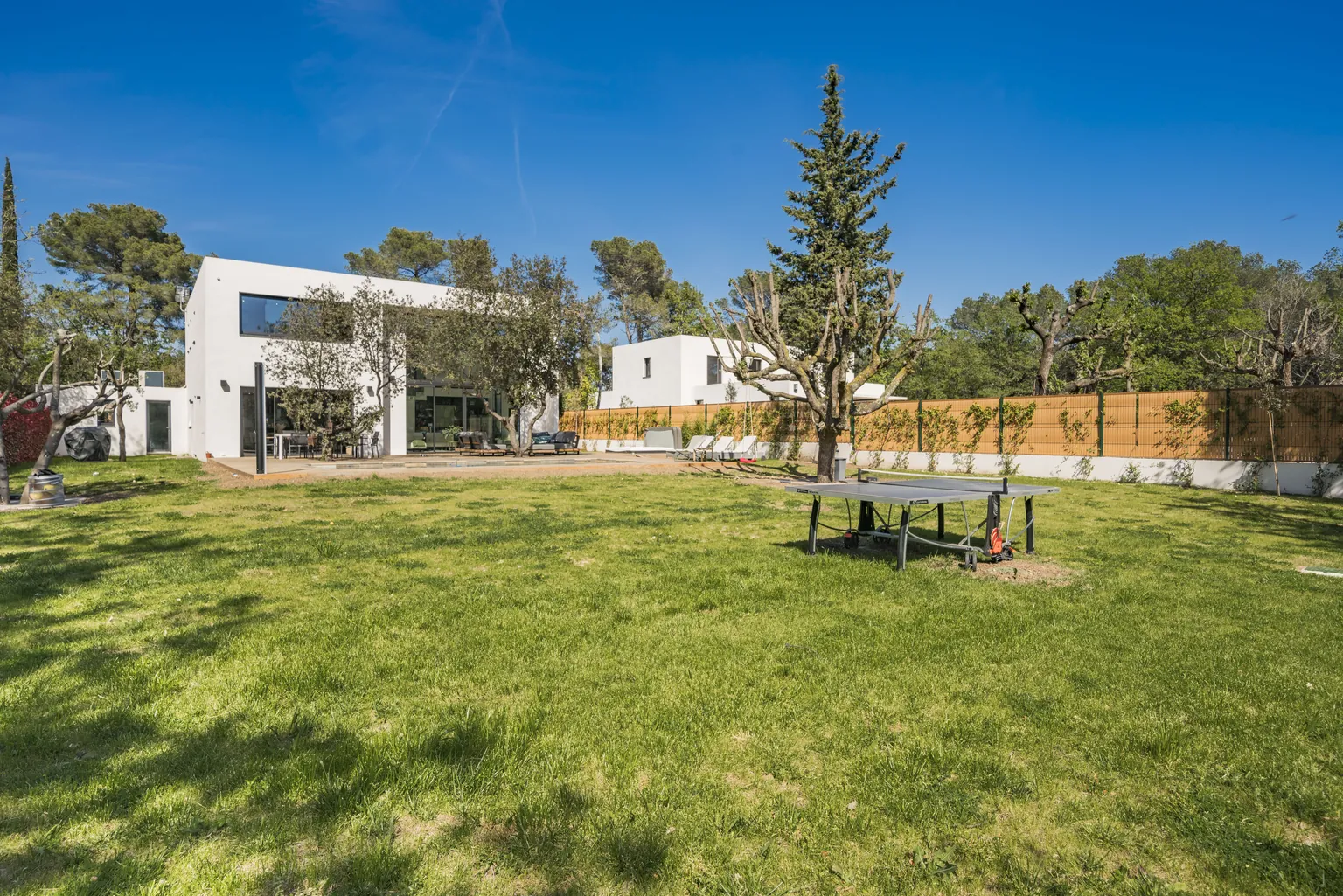 Casa A Capella interior and exterior view 11