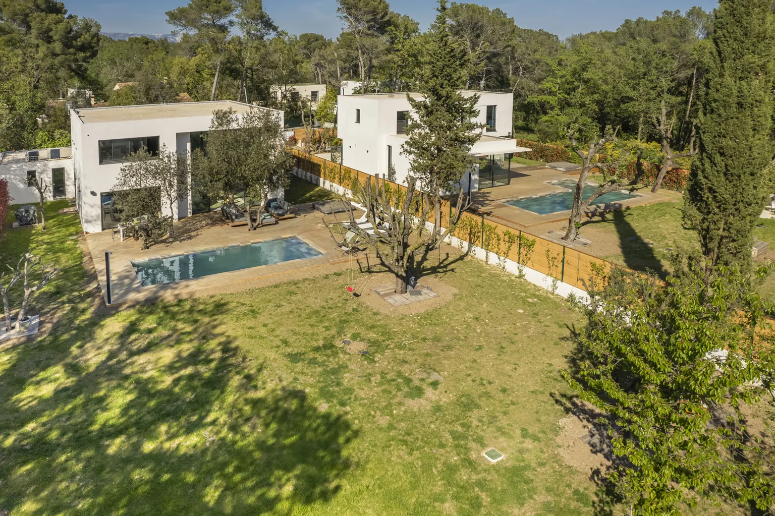 Villa Smeralda interior and exterior view 16